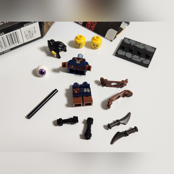 LEGO Gith Warlock Minifigure (Dungeons and Dragons) - Picture 3 of 4